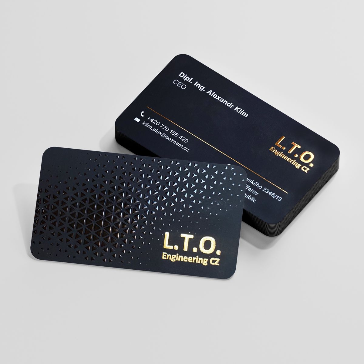 Spot UV Business Cards - CityPrints Dubai